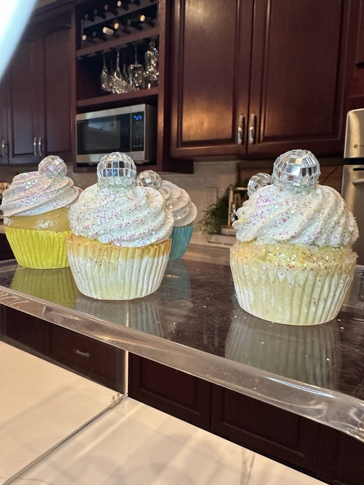 Artificial Cup Cakes Desserts Simulation Realistic Cupcake
