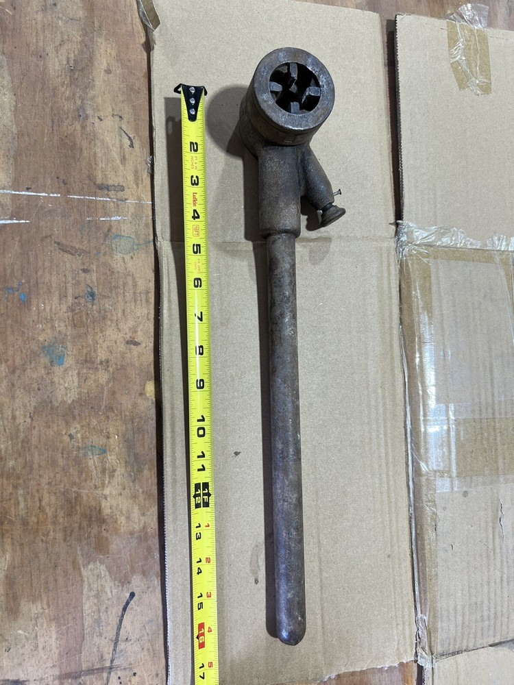 Toledo 00 Pipe Threader “Bad Dies”