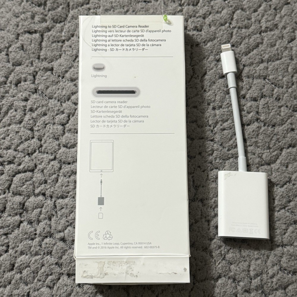 Genuine Apple Lightning to SD Card Camera Reader White Model A1595 Authentic