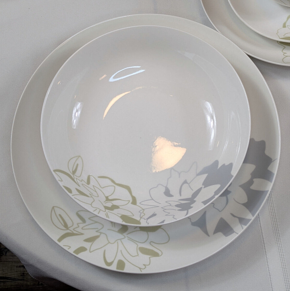 Gust Spring Floral 29 Pc Dinnerware Set Plates Bowls Cups Missing 1 Plate Dahlia