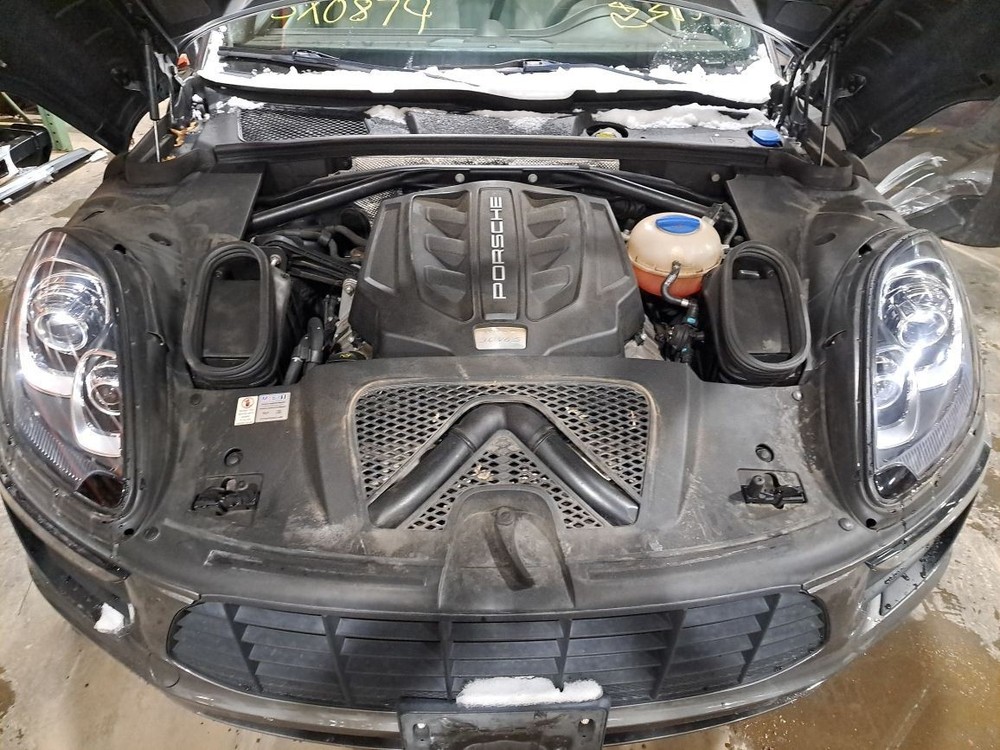 2016 Macan Camera/Projector Sku#4302952