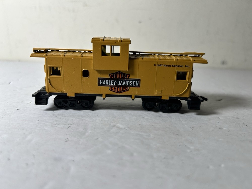 HO Scale Harley Davidson Limited Train Set W/box UNTESTED