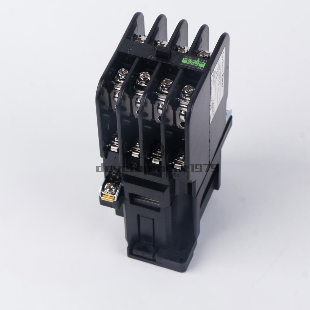 ONE New FUJI Intermediate Relay SRCa50-3F/X 4A4B AC110V