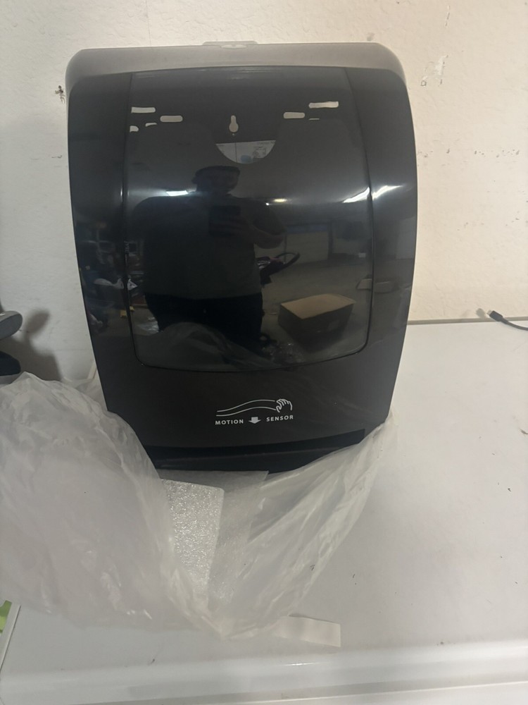 VonDrehle Electronic Roll Towel Dispenser 8050E