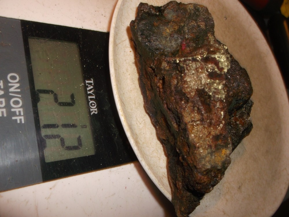 Gold, silver, copper, 212 grams samples ,ore high grade .