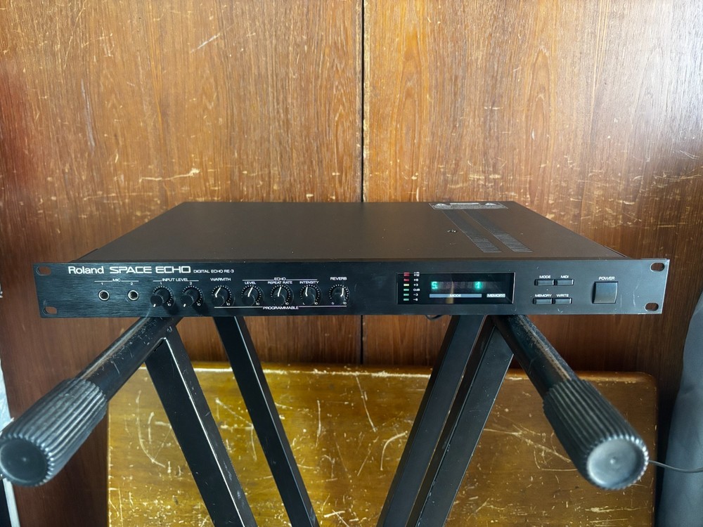 Roland SPACE ECHO DIGITAL ECHO RE-3 vintage rack