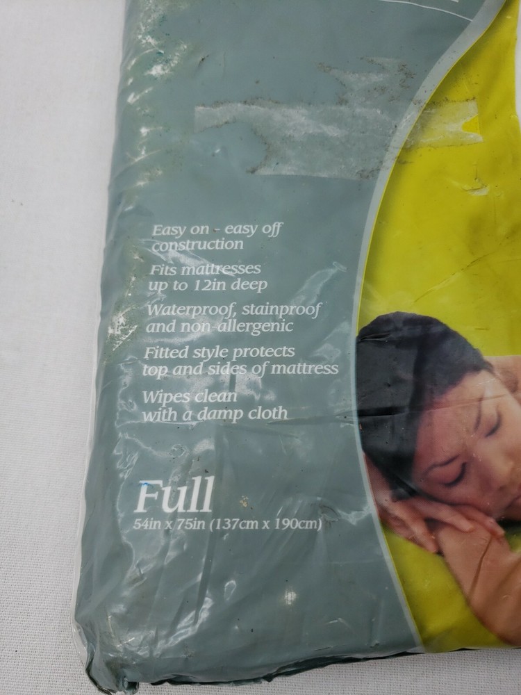 NEW in package Waterproof Fitted Vinyl Full Size Mattress Protector White