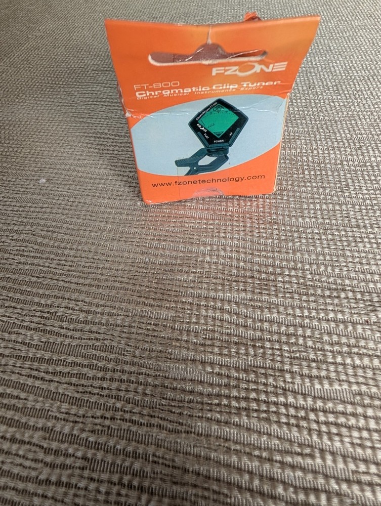 FZONE FT -800 chormatic TUNER CLIP ON DIGITAL used PACKAGE