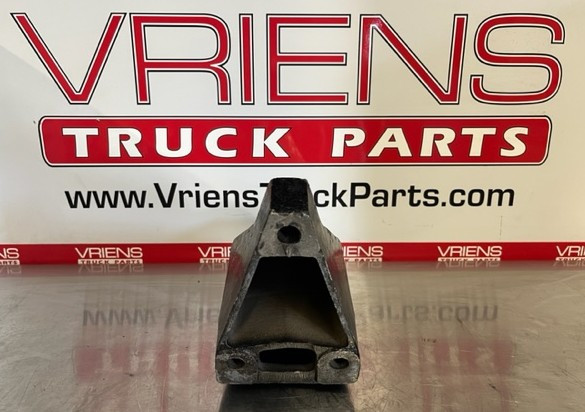 PETERBILT PETERBILT SUPPORT - CAB FRONT LH OR RH 20-16551M001