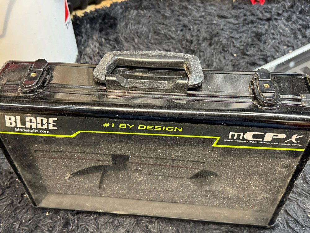 mCP X Carry Case with Display Window