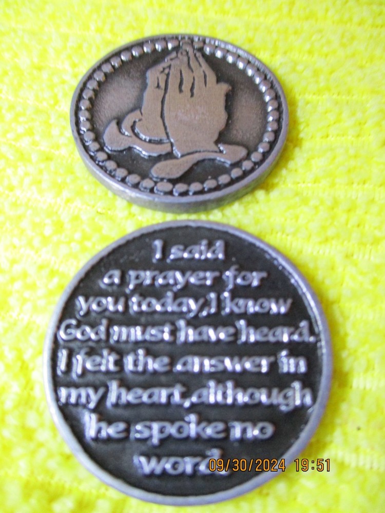 COIN Chip ONE DAY AT A TIME SERENITY PRAYER Recovery Programs