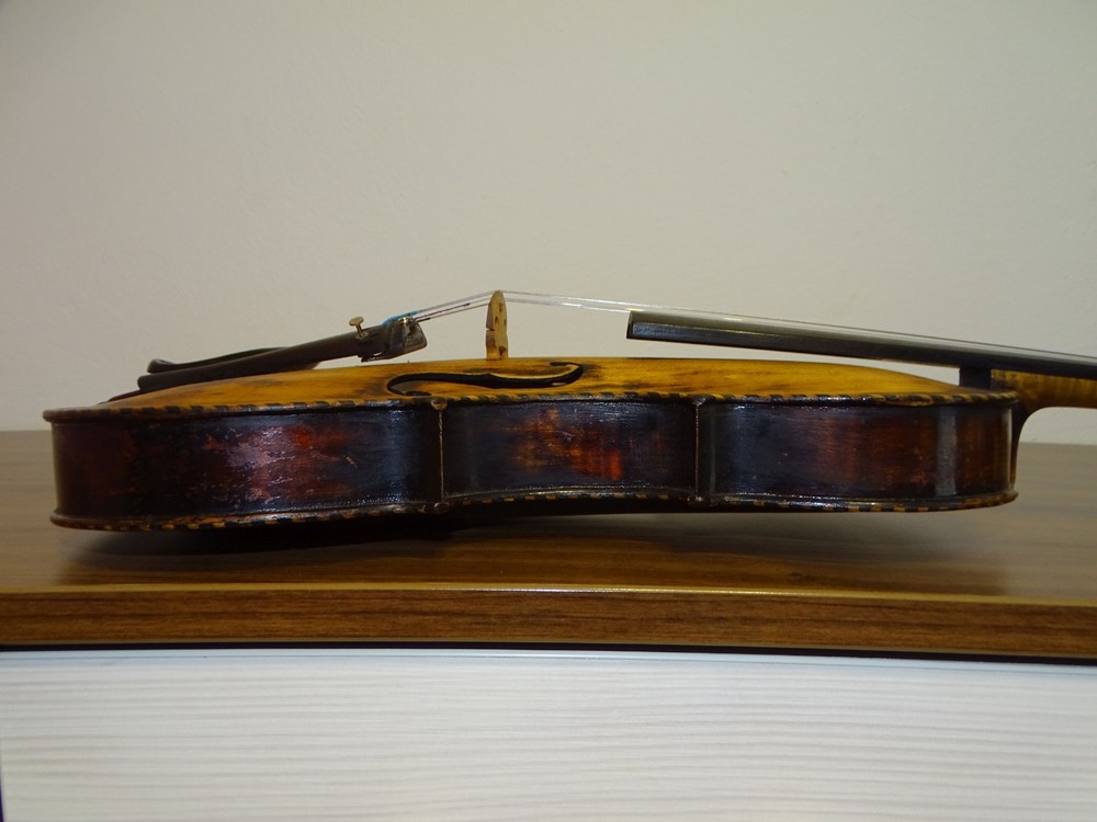 VIOLIN WITH CAT HEAD - model STAINER (Nr. 525)