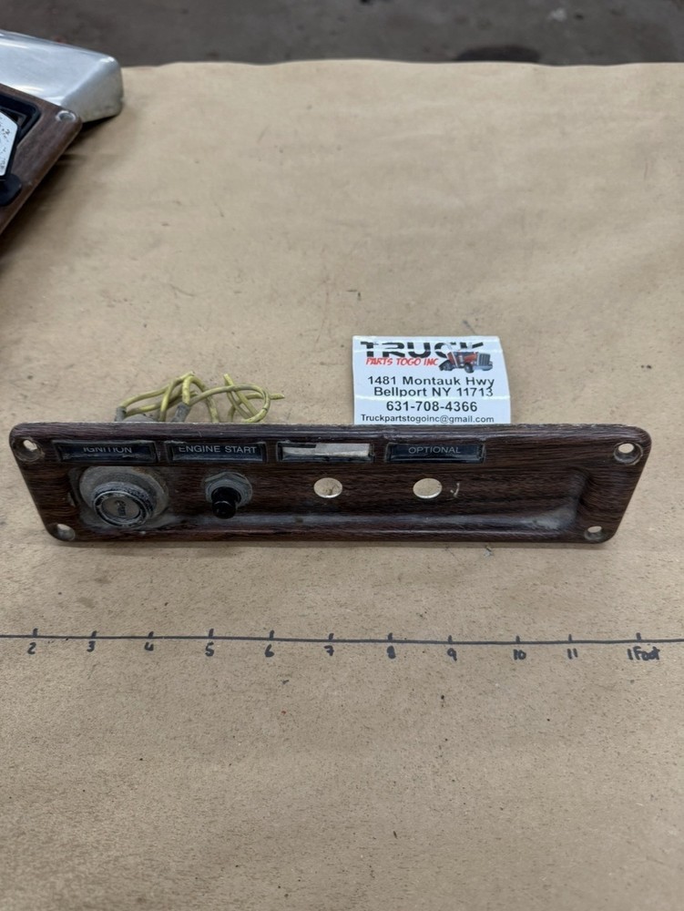 Freightliner - Ignition & Engine Start Switch Panel - OEM #193-2008