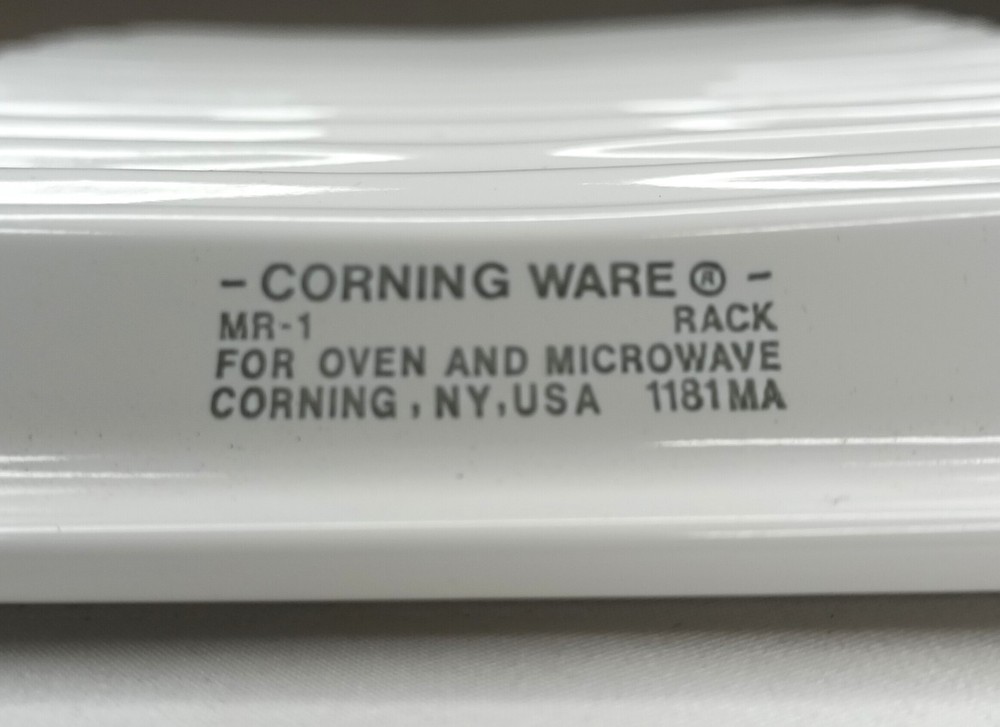 Corning MICRO-WAVE Dish For Ovens And Microwaves With Box