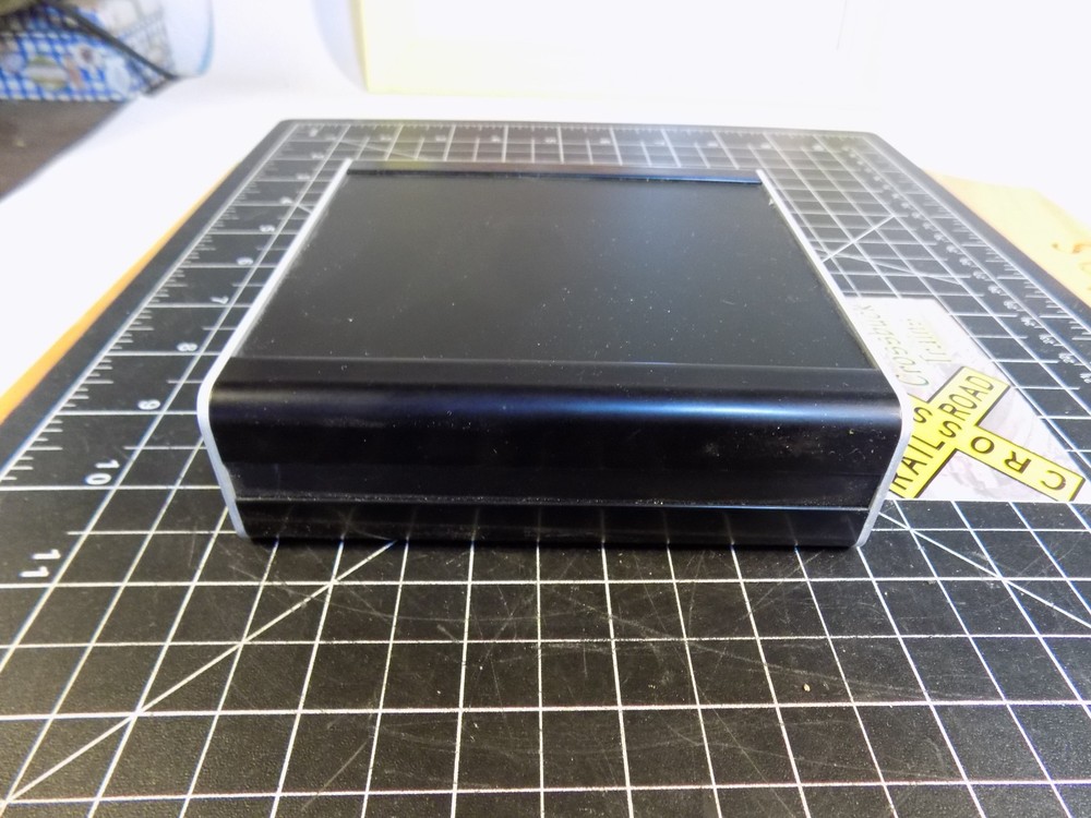HO/N LENZ LV 100 Digital Plus Power Source (121545)