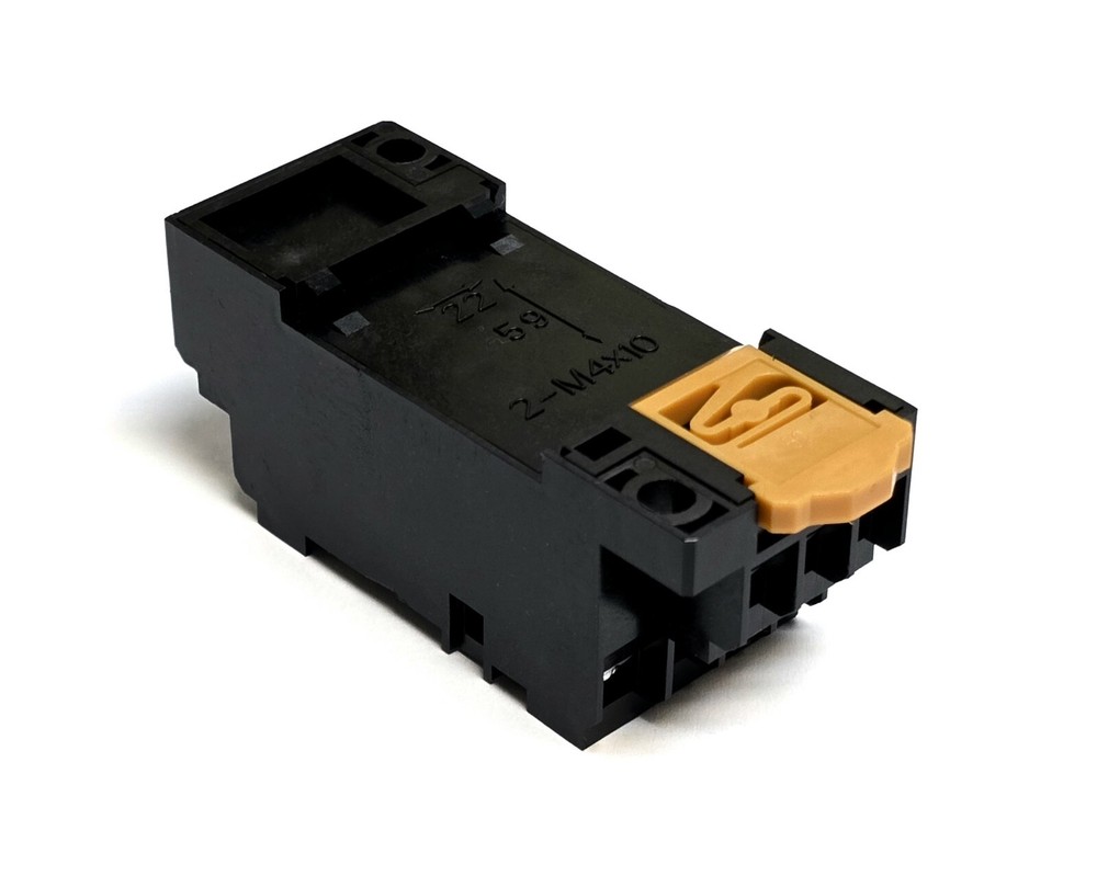 OMRON PYF14A-E, Relay Socket, 5 Amp, 250VAC, DIN Rail Mount, 14-Blade