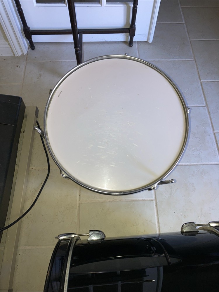 Fender  Starcaster 16x17 Floor Tom Drum