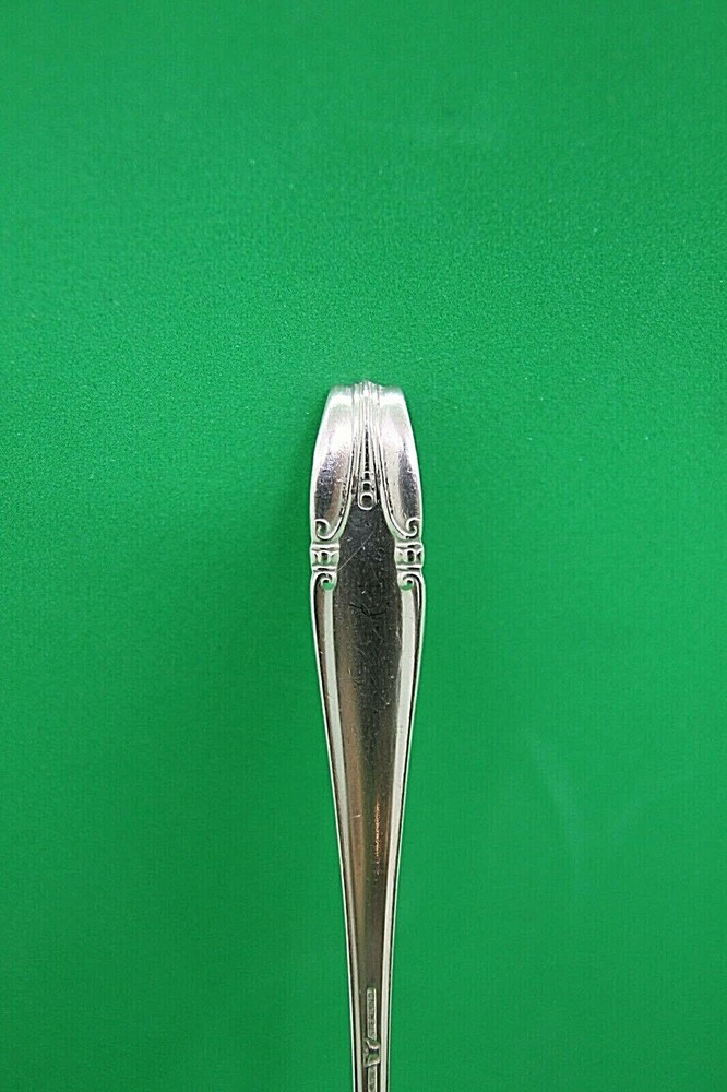 Wallace Stradivari Flat Handle Butter Spreader 6 in. 27G