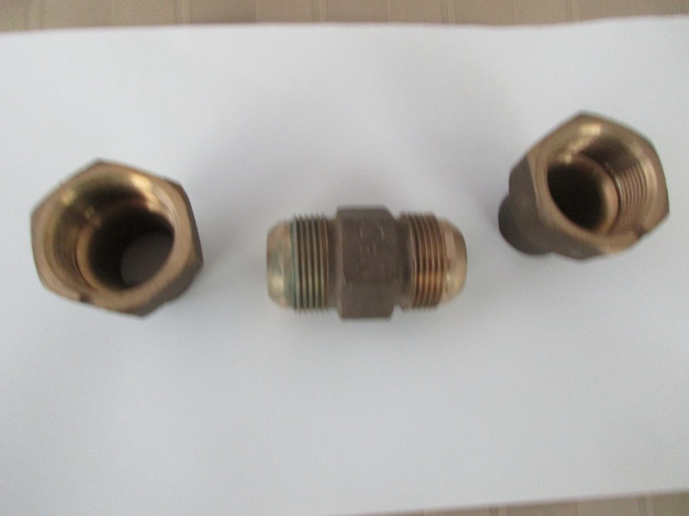 McDonald 3/4 in Brass Coupling