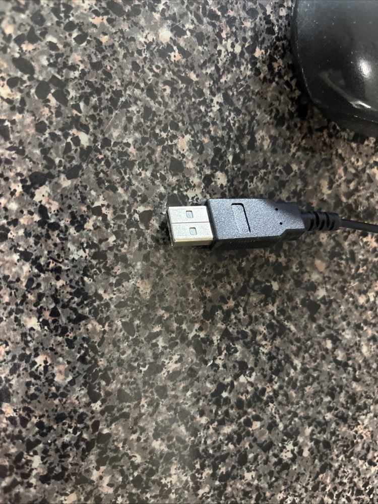 Dell 11D3V 1000 DPI Optical 3-Button USB Mouse - Black