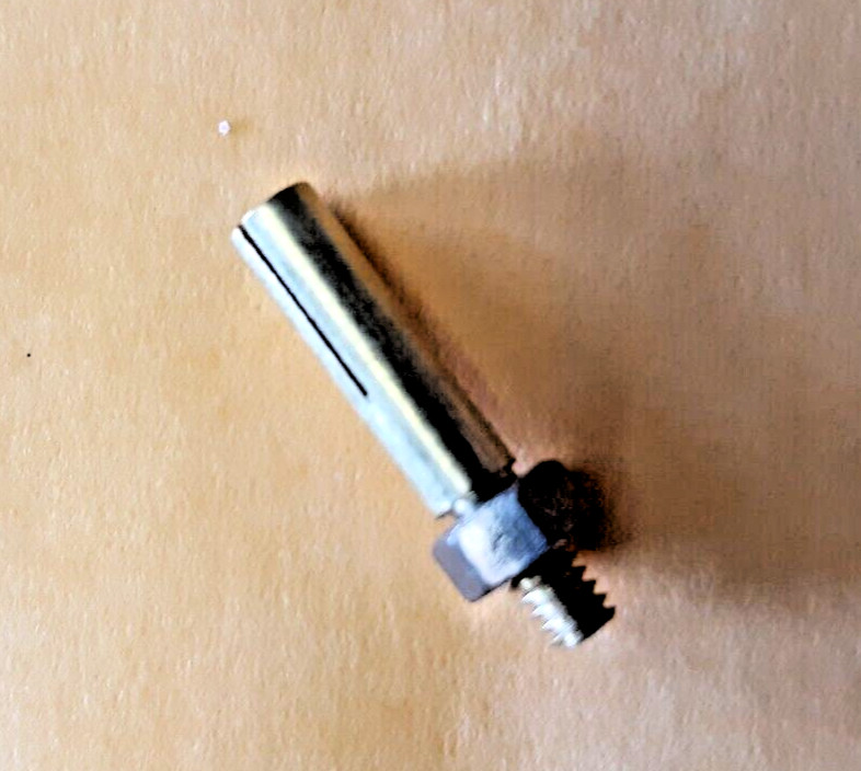 SUSPENSION SPRING STUD WITH NUT