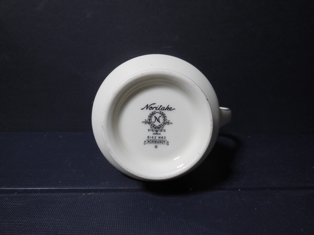 Noritake Normandy Creamer (CR011)