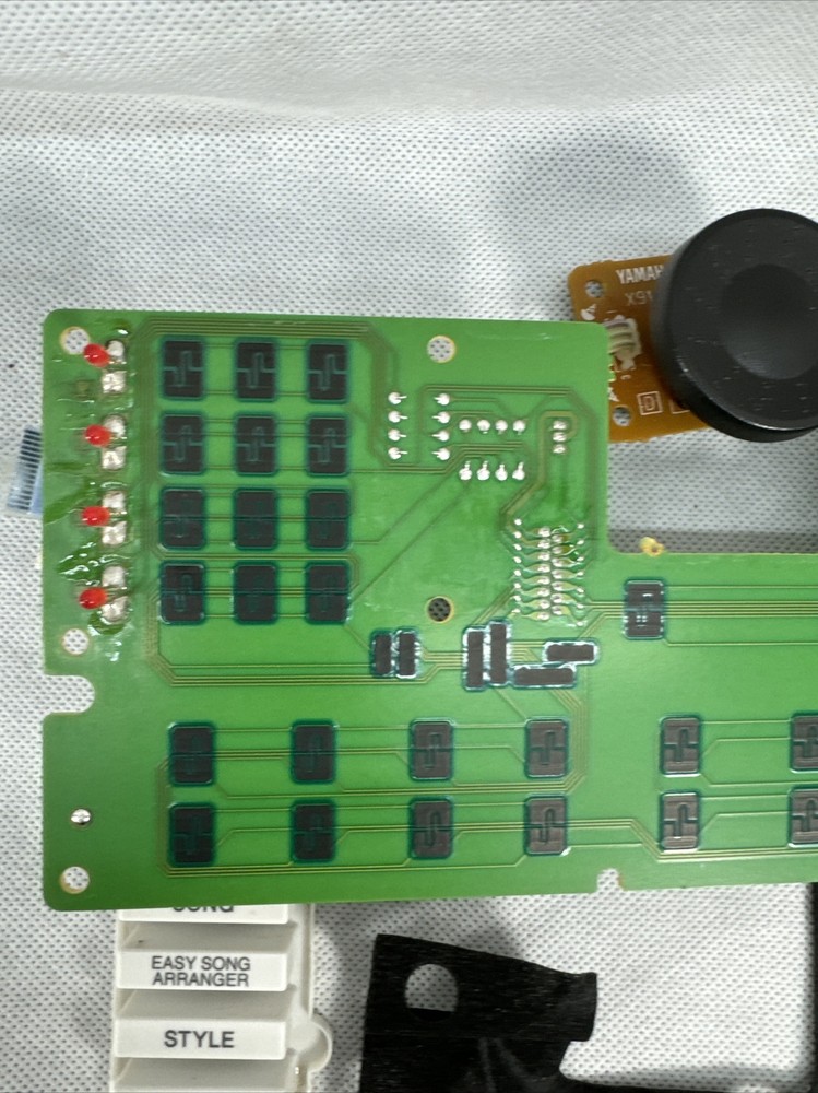 Yamaha DGX-630 (PNR) Right Panel Board With Everything Pictured 6/2