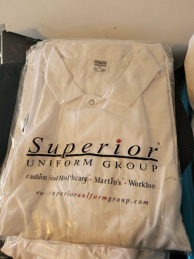 Superior Uniform Group Style 439 Lab Coat Size L