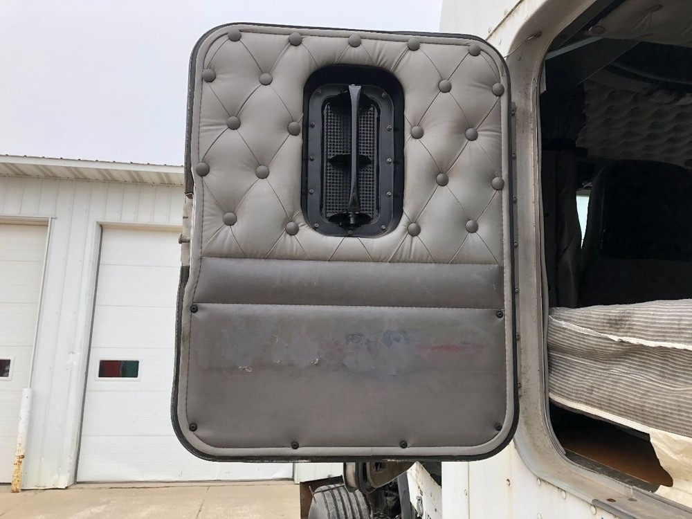 Kenworth T800 Left/Driver Sleeper Door - Used