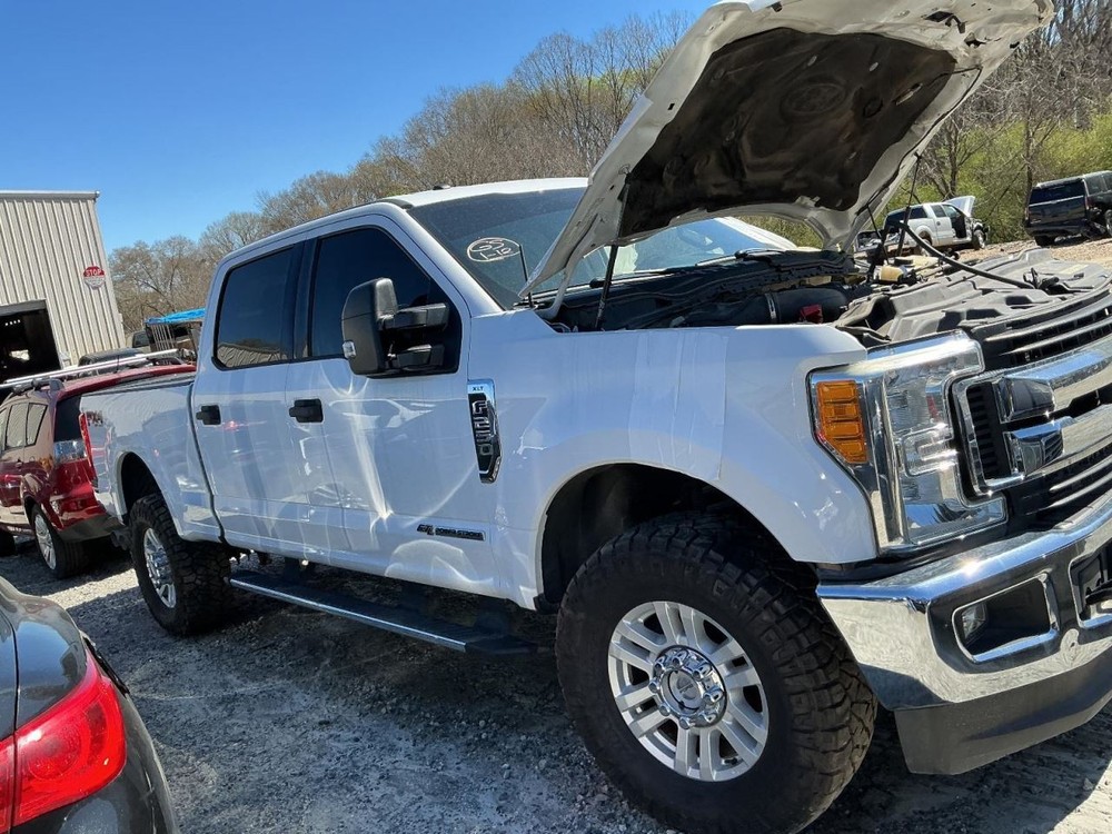 F250SD 2017 Glove Box 4999861