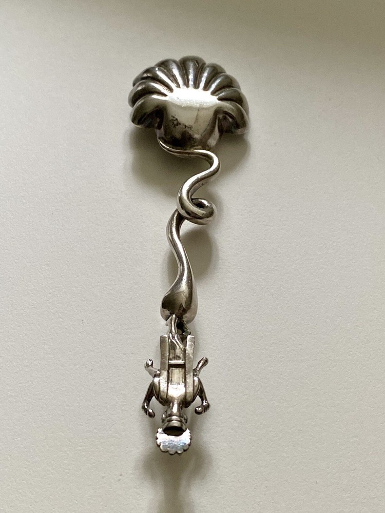 Antique Solid Silver SHIVA SNAKE CHARMER FIGURAL SPOON - SHELL BOWL (5H11)
