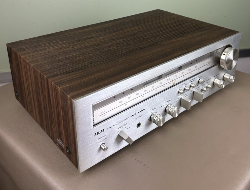 AKAI AA-1150 STEREO RECEIVER