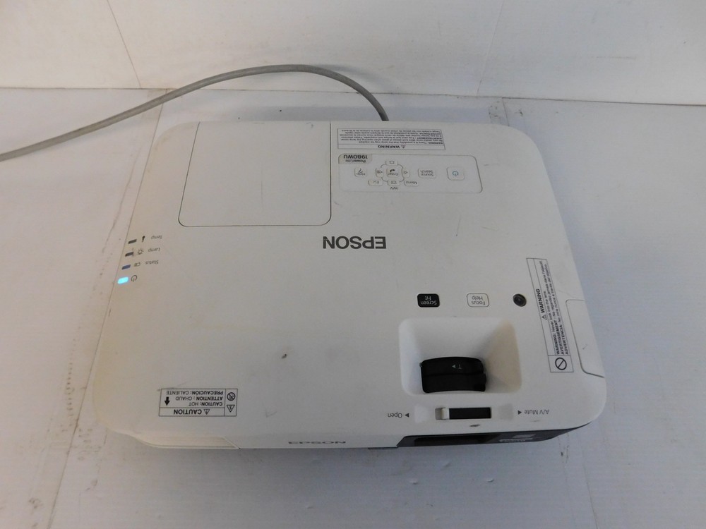 ^^ EPSON LCD PROJECTOR MODEL H620A (PLM112)