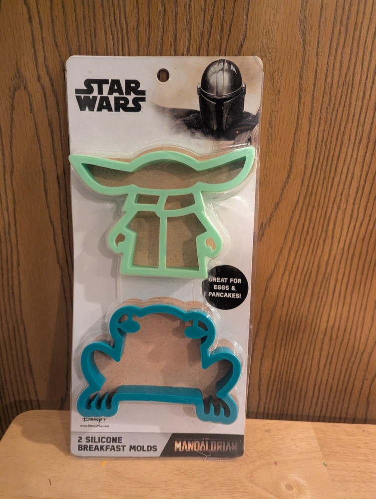 Star Wars 2 Piece Mandalorian Silicone Pancake/Egg/Cookie Molds-Breakfast Fun