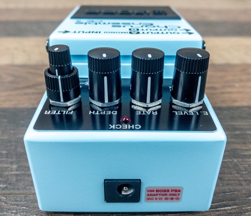 Boss CE-5 Chorus Ensemble Guitar Effects Pedal