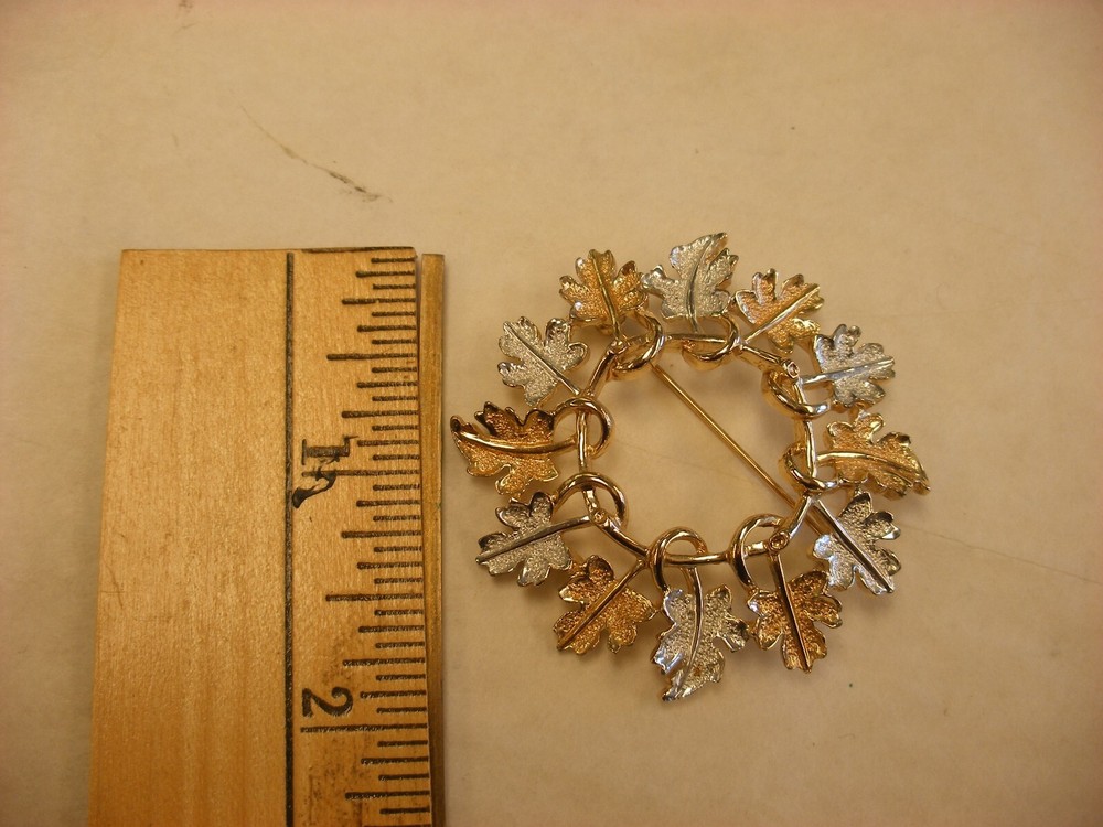 Vintage Sarah Coventry Pin Brooch #A236
