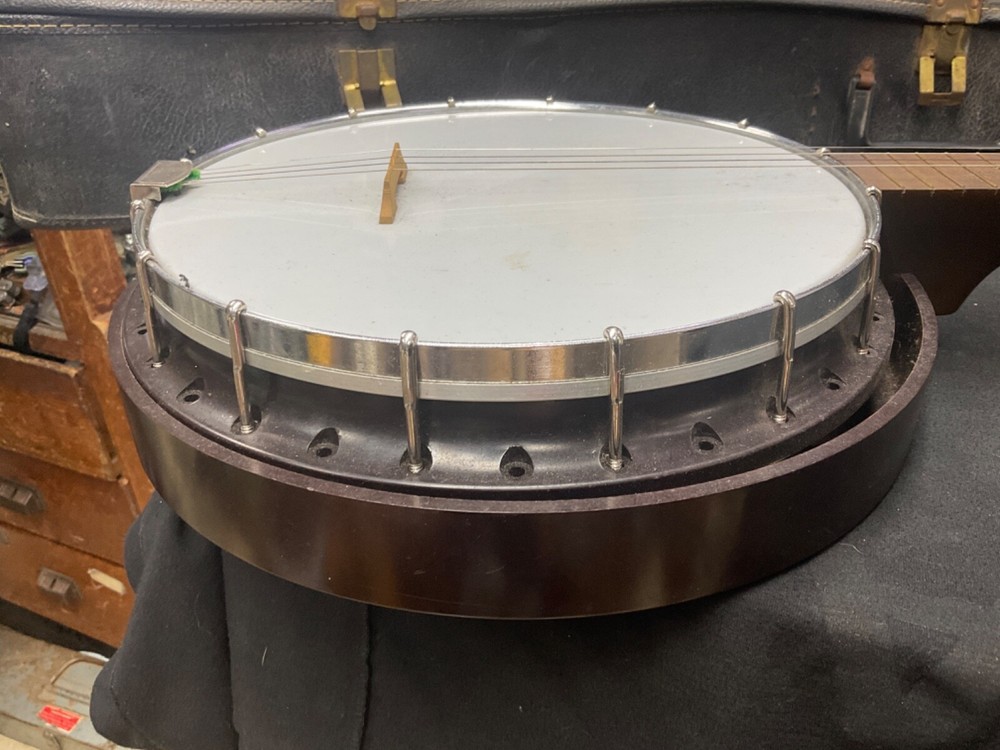 Harmony 5 string banjo Case Included