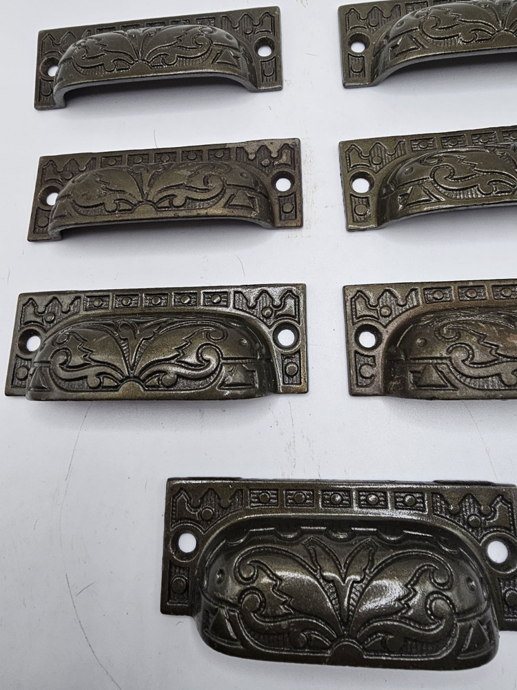 VICTORIAN IRON BIN DRAWER PULLS CABINET HARDWARE 7 ORIGINAL DECORATIVE HANDLES