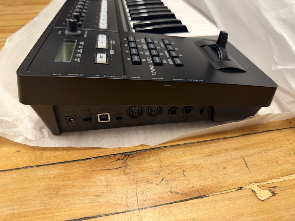 Roland A500 Pro
