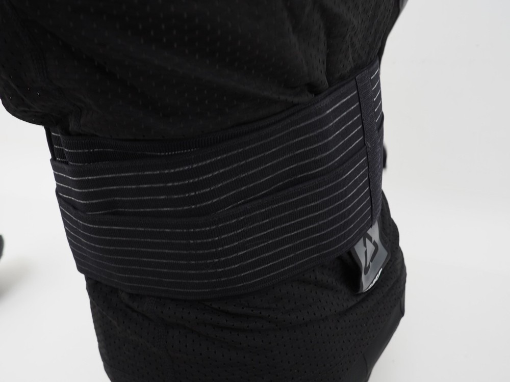 Leatt Body Protector 6.5 XL Graphene Hard Shell + Compression Suit