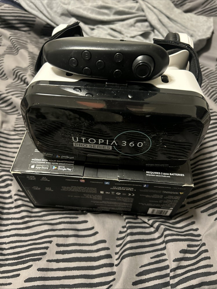 UTOPIA 360 VIRTUAL REALITY 3D VR HEADSET W BLUETOOTH CONTROLLER