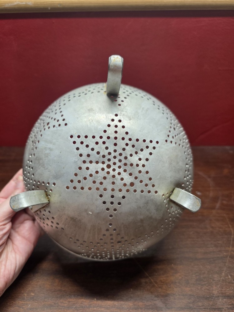 Aluminum colander, 1950s atomic mid-century Strainer Star Pattern