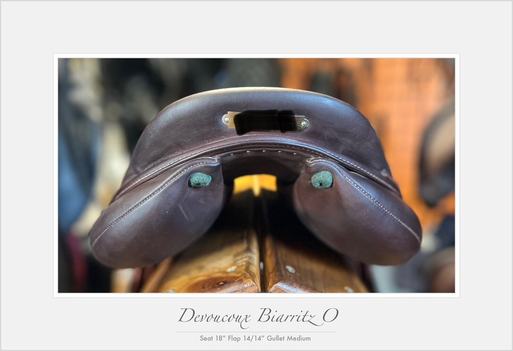 Devoucoux Biarittz O Jump Saddle. 18” M