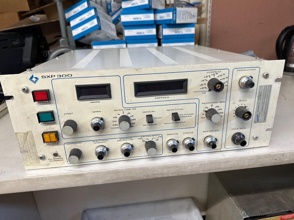 V. G. Quadrupoles Model 601 Mass Spectrometer Controller