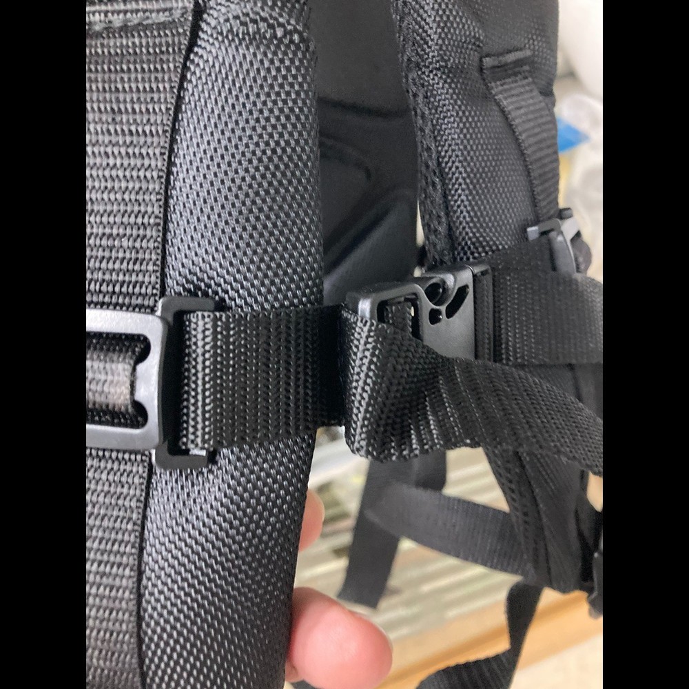 Backpack Sprayer Harness for Electric Sprayers. New, Opened Box (Never Used)