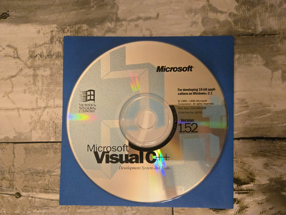 Microsoft Visual C++ Version 1.52 _ Development System & Tools