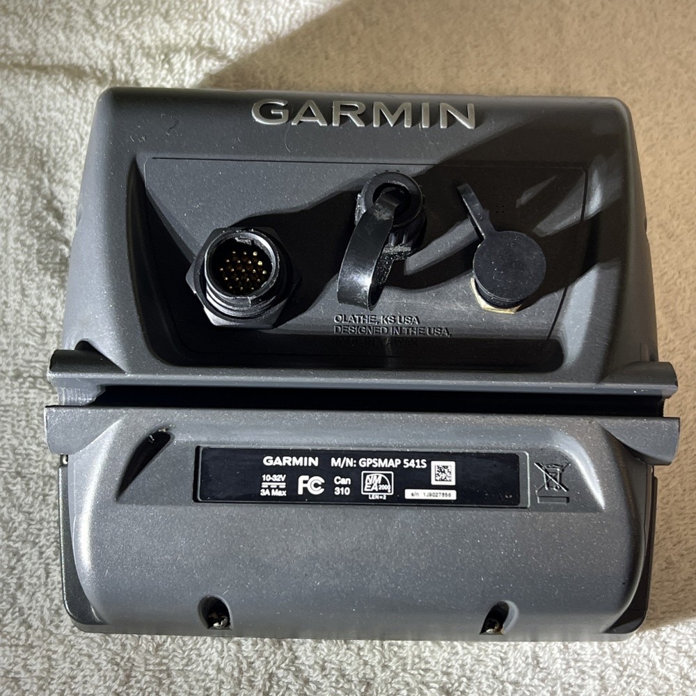 Garmin GPS Map 541s chart plotter fish finder GPSMAP 541S