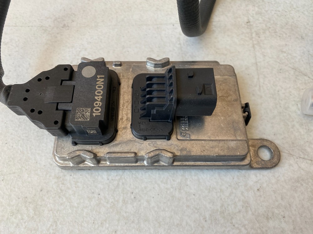 109400N1 INTERNATIONAL DOWNSTREAM NOx SENSOR