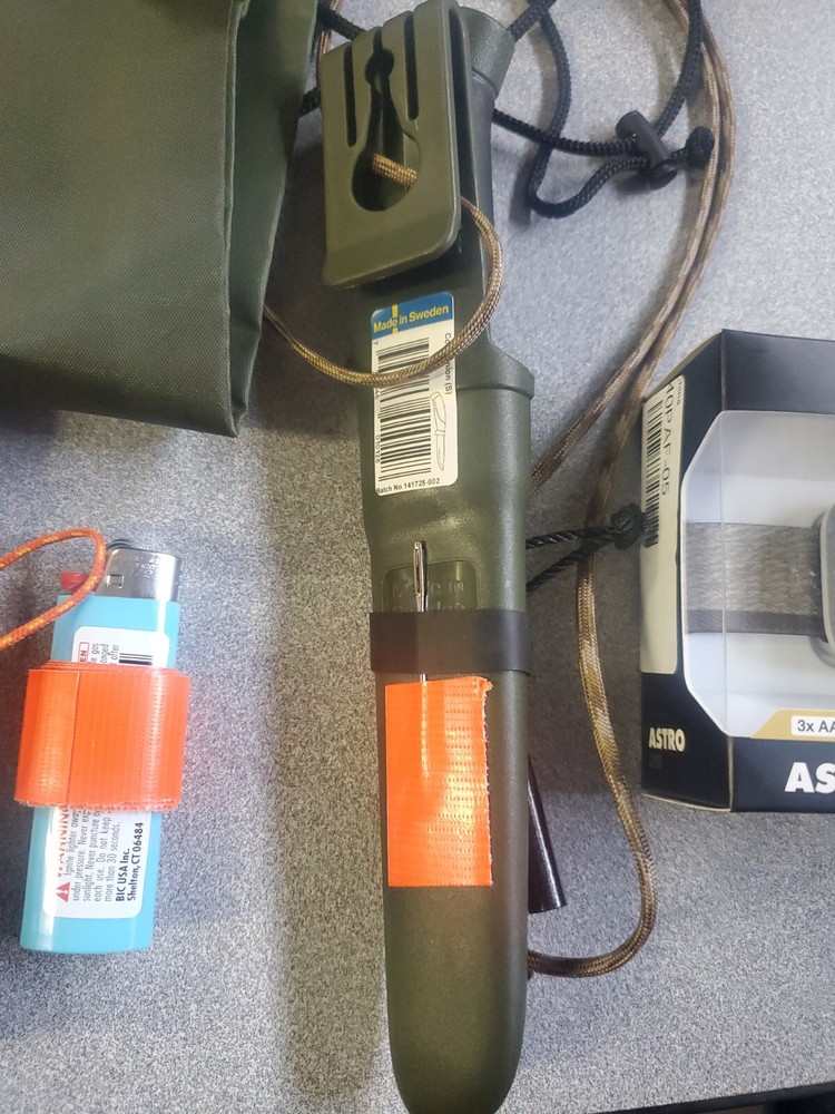 Hiking/ bushcraft /emergency kit