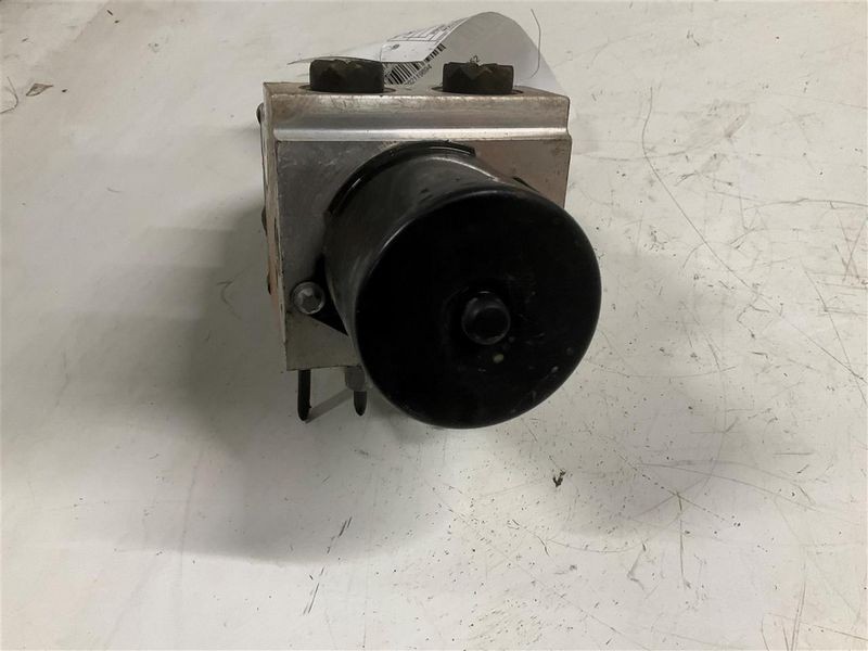 2010-2011 Dodge Ram 2500 ABS Brake Pump Control Module OEM Working Assembly